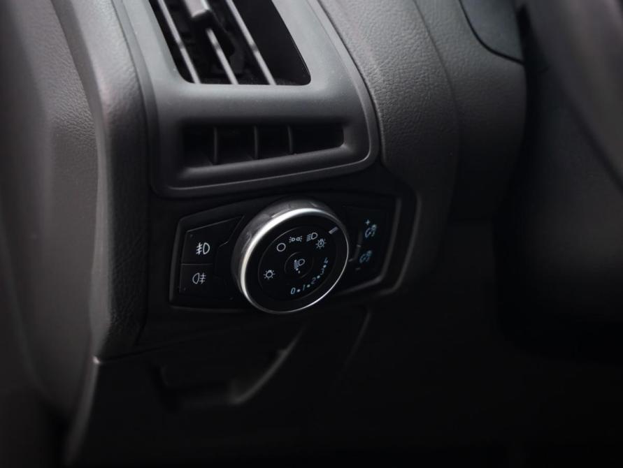 Ford Focus III Рестайлинг Санкт-Петербург  - изображение 18