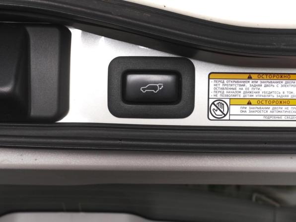 Toyota Land Cruiser 200 Series Рестайлинг 2 с пробегом 2016 года, цена 6 599 000 рублей, 107581 км, внедорожник, Автокод Объявления