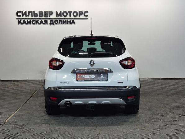 Renault Kaptur I с пробегом 2017 года, цена 1 465 000 рублей, 135750 км, внедорожник, Автокод Объявления