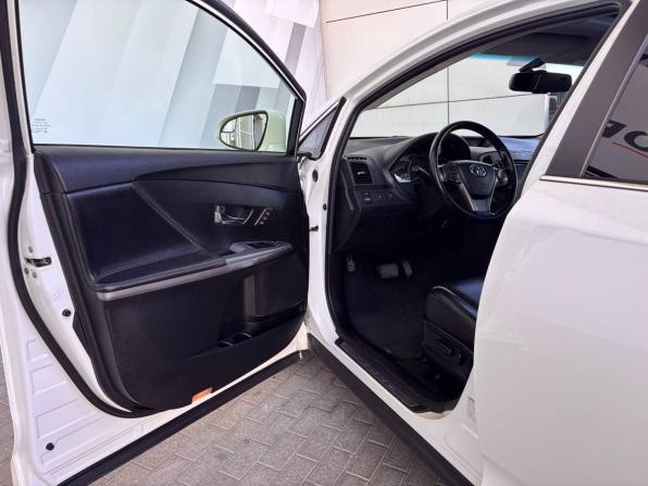 Toyota Venza I Рестайлинг с пробегом 2013 года, цена 2 268 000 рублей, 178093 км, внедорожник, Автокод Объявления
