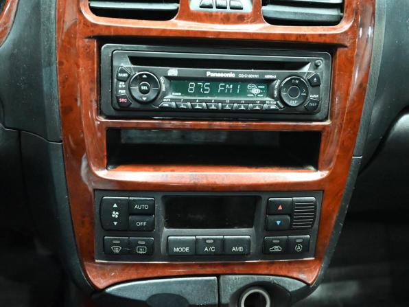 Hyundai Sonata IV (EF) Рестайлинг с пробегом 2006 года, цена 250 000 рублей, 530348 км, седан, Автокод Объявления