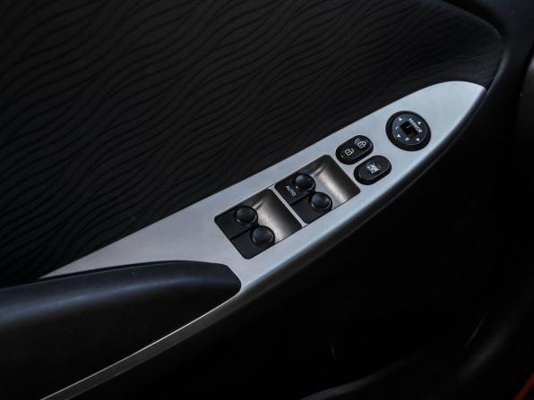 Hyundai Solaris I с пробегом 2011 года, цена 815 000 рублей, 101668 км, седан, Автокод Объявления