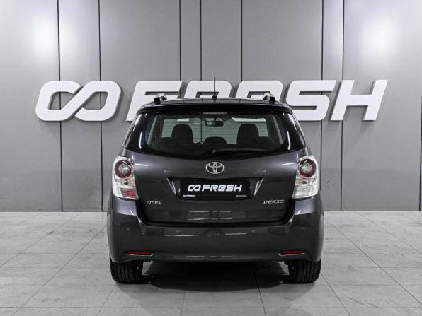 Toyota Verso I с пробегом 2011 года, цена 1 129 000 рублей, 189940 км, компактвэн, Автокод Объявления