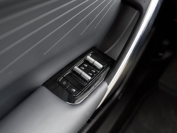 Geely Atlas II с пробегом 2024 года, цена 2 567 000 рублей, 30115 км, внедорожник, Автокод Объявления