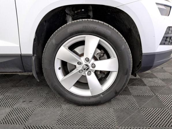 Skoda Karoq I с пробегом 2020 года, цена 2 100 000 рублей, 157099 км, внедорожник, Автокод Объявления