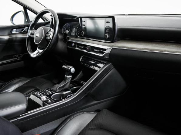 Kia K5 III с пробегом 2021 года, цена 1 590 000 рублей, 223896 км, седан, Автокод Объявления