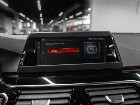 BMW 5 серии VII (G30/G31/G38) с пробегом 2018 года, цена 2 740 000 рублей, 159557 км, седан, Автокод Объявления
