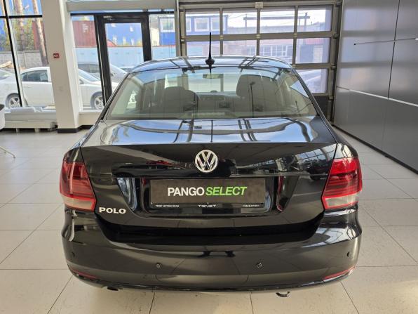 Volkswagen Polo V Рестайлинг с пробегом 2017 года, цена 899 000 рублей, 203914 км, седан, Автокод Объявления
