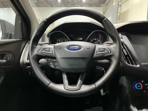 Ford Focus III Рестайлинг с пробегом 2015 года, цена 999 000 рублей, 154071 км, седан, Автокод Объявления