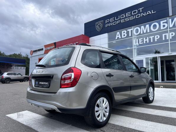 Lada (ВАЗ) Granta I Рестайлинг с пробегом 2021 года, цена 780 000 рублей, 70101 км, универсал, Автокод Объявления