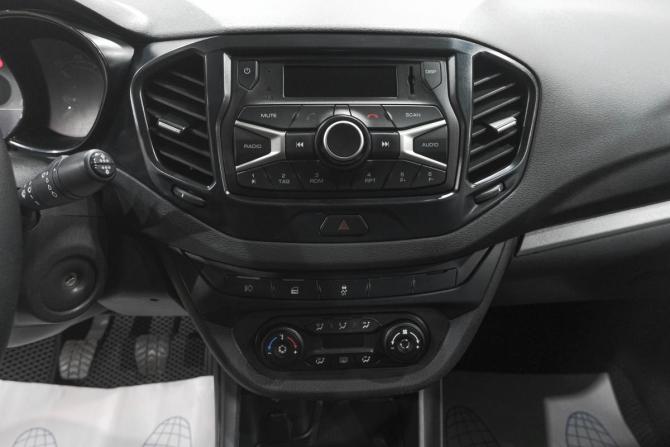 Lada (ВАЗ) Vesta I с пробегом 2017 года, цена 799 000 рублей, 106000 км, седан, Автокод Объявления