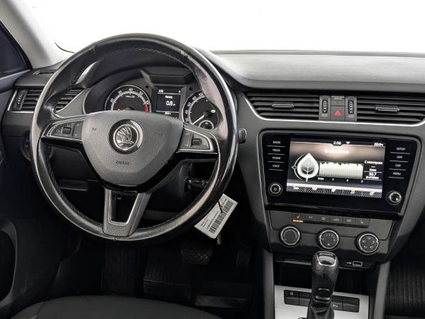 Skoda Octavia III (A7) Рестайлинг с пробегом 2020 года, цена 1 655 000 рублей, 133830 км, лифтбек, Автокод Объявления