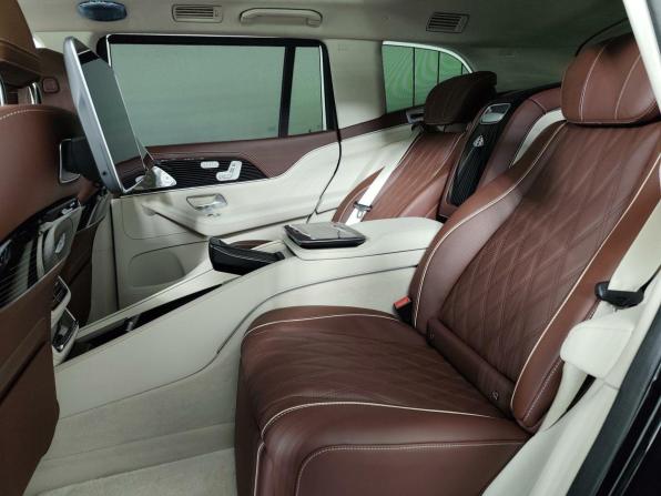 Новый Mercedes-Benz Maybach GLS I Рестайлинг 2024 года, цена 32 000 000 рублей, внедорожник, Автокод Объявления