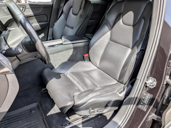Volvo XC60 II с пробегом 2018 года, цена 3 150 000 рублей, 120630 км, внедорожник, Автокод Объявления