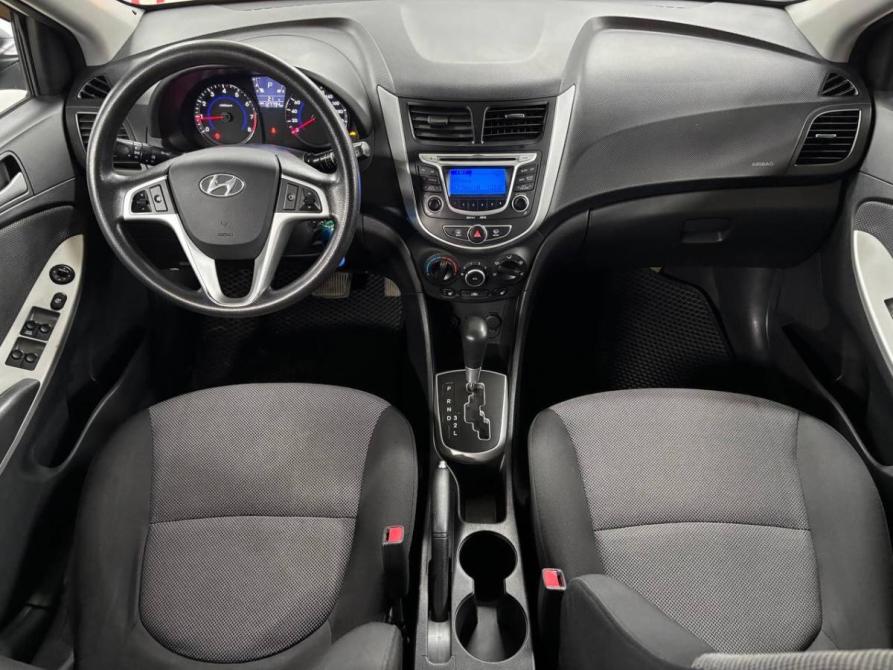 Hyundai Solaris I Санкт-Петербург  - изображение 9