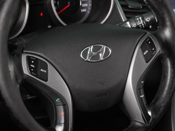 Hyundai Elantra V (MD) Рестайлинг с пробегом 2015 года, цена 1 214 000 рублей, 127061 км, седан, Автокод Объявления