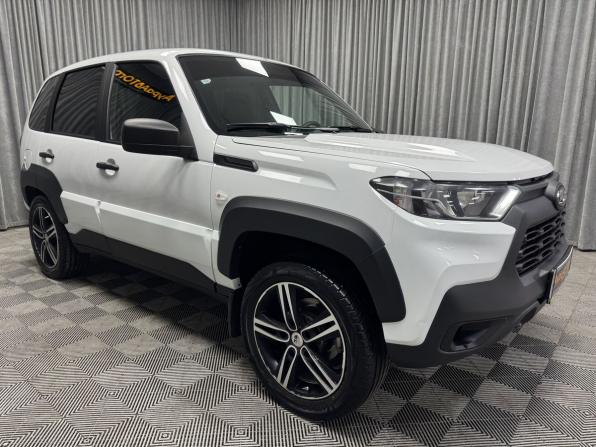 Lada (ВАЗ) Niva Travel I с пробегом 2024 года, цена 1 120 000 рублей, 28748 км, внедорожник, Автокод Объявления