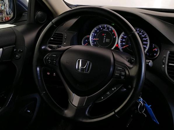 Honda Accord VIII Рестайлинг с пробегом 2011 года, цена 1 279 000 рублей, 230526 км, седан, Автокод Объявления