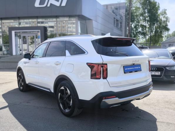 Kia Sorento IV Рестайлинг с пробегом 2024 года, цена 5 599 000 рублей, 44350 км, внедорожник, Автокод Объявления
