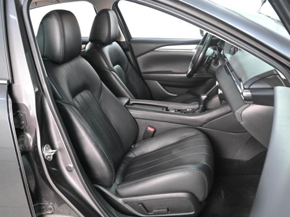 Mazda 6 III (GJ) Рестайлинг 2 с пробегом 2019 года, цена 2 379 000 рублей, 109120 км, седан, Автокод Объявления