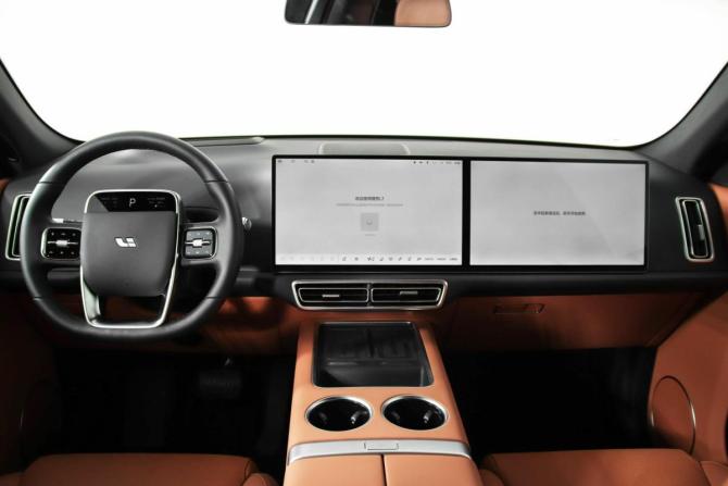 Новый Li Auto (Lixiang) L7 I Рестайлинг 2025 года, цена 10 850 615 рублей, внедорожник, Автокод Объявления