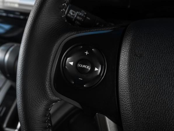 Honda Stepwgn V с пробегом 2015 года, цена 1 878 000 рублей, 87055 км, минивэн, Автокод Объявления
