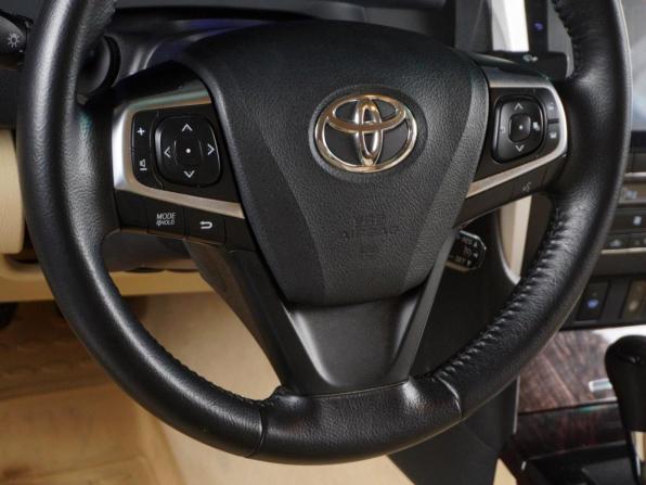 Toyota Camry VII (XV50) Рестайлинг с пробегом 2015 года, цена 2 490 000 рублей, 69295 км, седан, Автокод Объявления