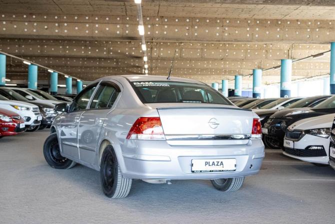 Opel Astra H Рестайлинг с пробегом 2008 года, цена 549 000 рублей, 149766 км, седан, Автокод Объявления