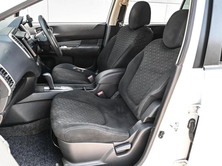 Nissan Wingroad III (Y12) Новороссийск  - изображение 8