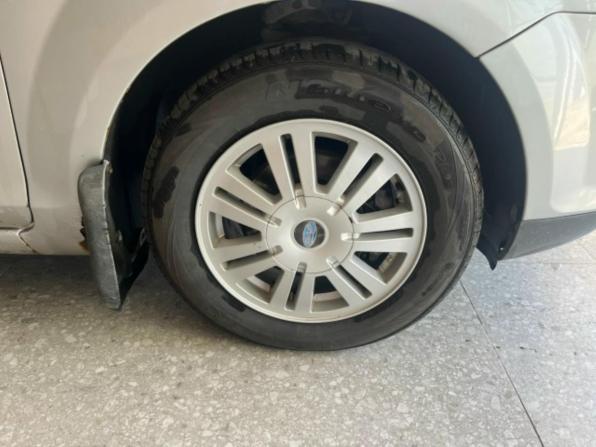 Ford Focus II с пробегом 2006 года, цена 294 000 рублей, 329247 км, седан, Автокод Объявления
