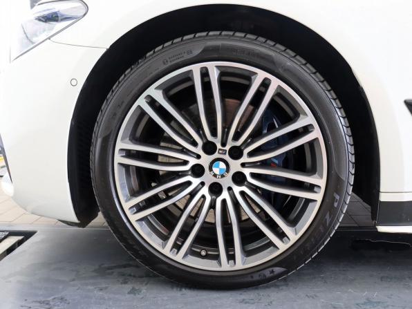 BMW 5 серии VII (G30/G31/G38) с пробегом 2018 года, цена 4 950 000 рублей, 85043 км, седан, Автокод Объявления