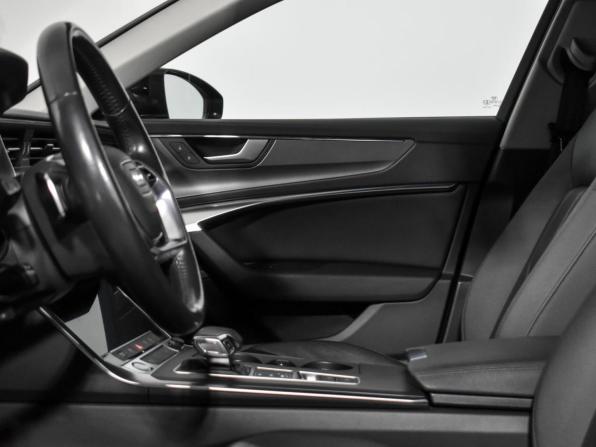 Audi A6 V (C8) с пробегом 2019 года, цена 3 240 000 рублей, 151700 км, седан, Автокод Объявления