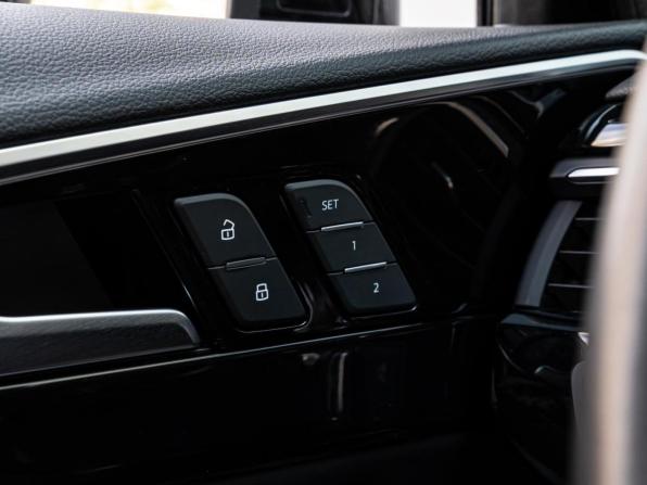 Audi A4 V (B9) Рестайлинг с пробегом 2021 года, цена 4 370 000 рублей, 96682 км, седан, Автокод Объявления