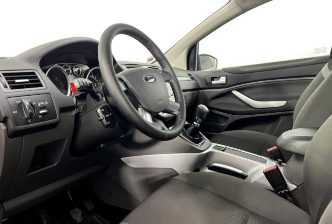 Ford Kuga I с пробегом 2012 года, цена 955 000 рублей, 238008 км, внедорожник, Автокод Объявления