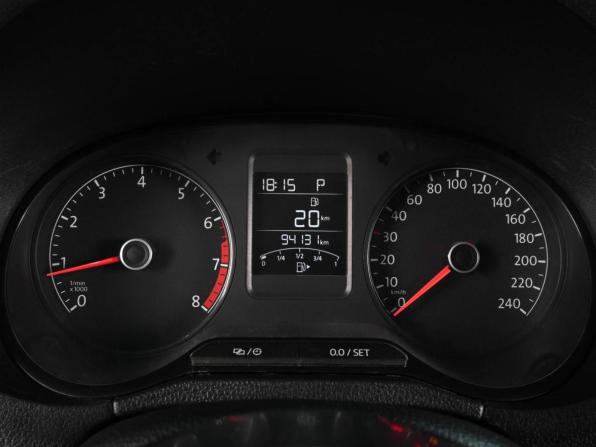 Volkswagen Polo V Рестайлинг с пробегом 2019 года, цена 1 299 000 рублей, 94131 км, седан, Автокод Объявления