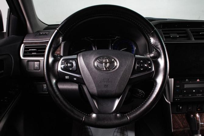 Toyota Camry VII (XV50) Рестайлинг 2 с пробегом 2017 года, цена 2 399 000 рублей, 218000 км, седан, Автокод Объявления