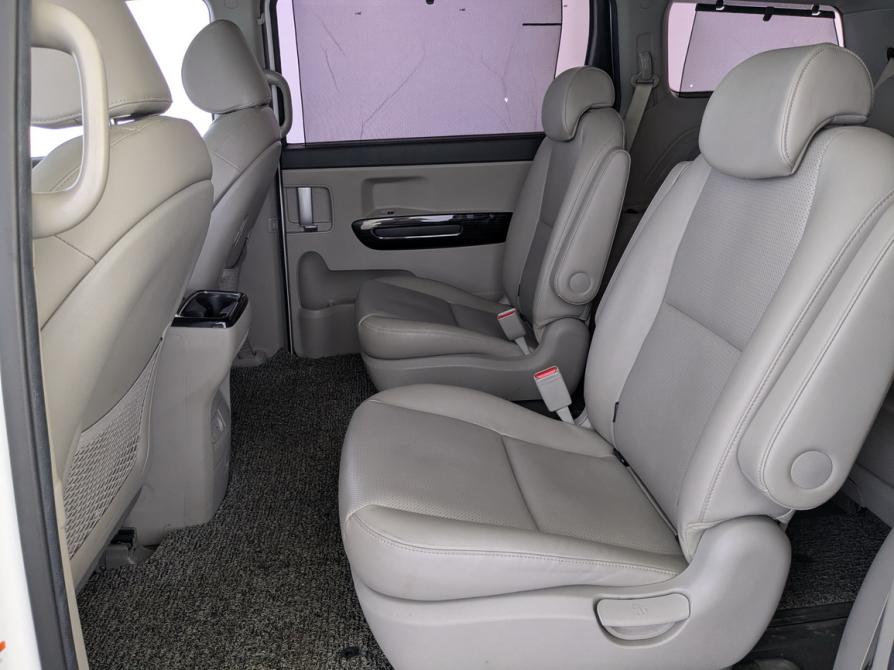 Kia Carnival III Москва  - изображение 12