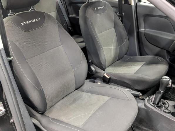 Renault Logan II Рестайлинг с пробегом 2019 года, цена 1 185 000 рублей, 60399 км, седан, Автокод Объявления