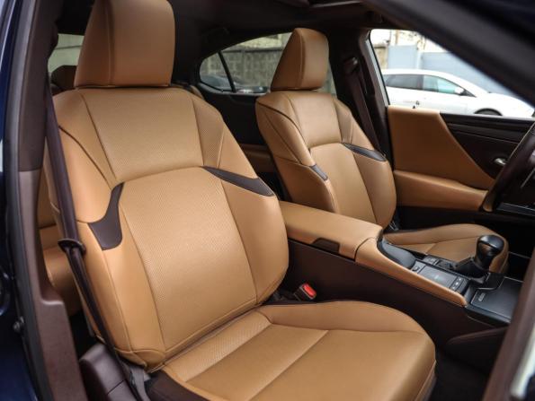 Lexus ES VII с пробегом 2021 года, цена 3 639 000 рублей, 132100 км, седан, Автокод Объявления