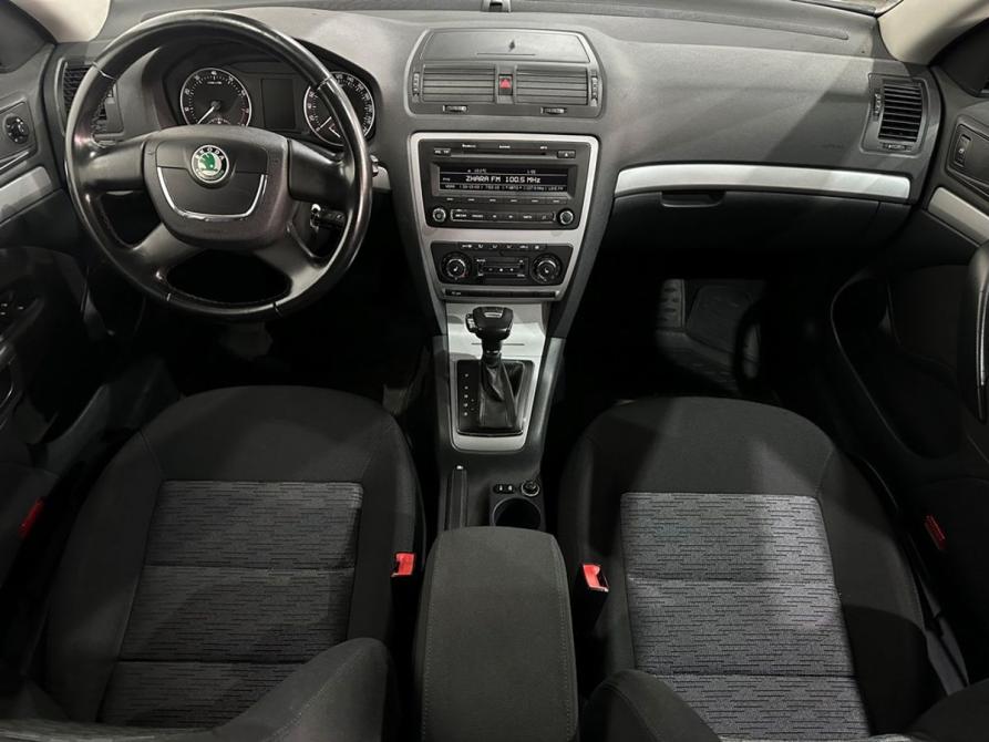 Skoda Octavia II (A5) Рестайлинг Москва  - изображение 9