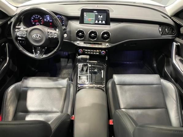 Kia Stinger I с пробегом 2019 года, цена 2 622 000 рублей, 61470 км, лифтбек, Автокод Объявления