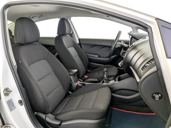 Kia Cerato III Рестайлинг (Classic) с пробегом 2018 года, цена 1 050 000 рублей, 177178 км, седан, Автокод Объявления