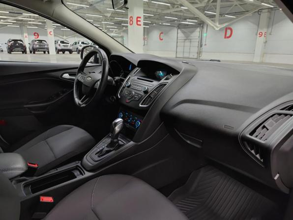 Ford Focus III Рестайлинг с пробегом 2018 года, цена 1 400 000 рублей, 53963 км, седан, Автокод Объявления