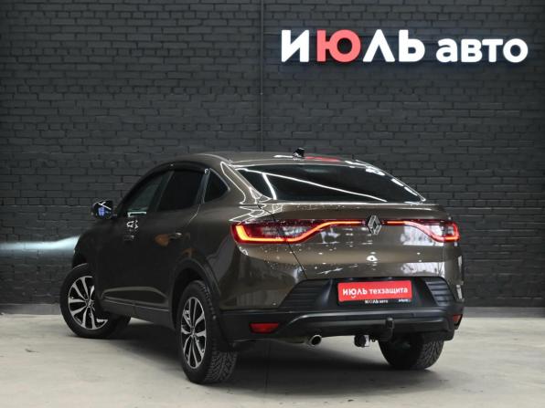 Renault Arkana I с пробегом 2021 года, цена 1 680 000 рублей, 77642 км, внедорожник, Автокод Объявления