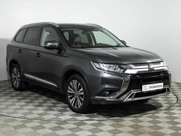 Mitsubishi Outlander III Рестайлинг 3 с пробегом 2019 года, цена 2 199 700 рублей, 80038 км, внедорожник, Автокод Объявления