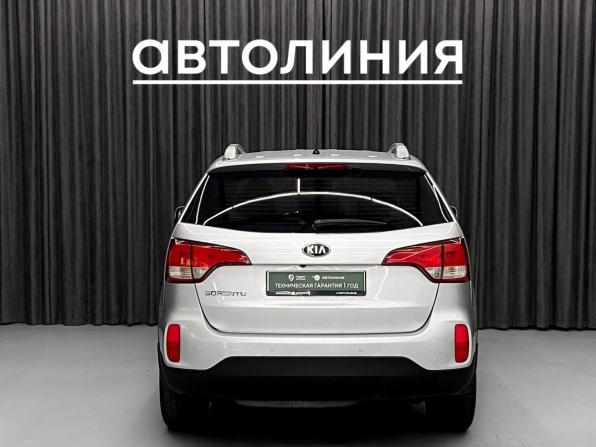 Kia Sorento II Рестайлинг с пробегом 2014 года, цена 1 665 000 рублей, 200000 км, внедорожник, Автокод Объявления
