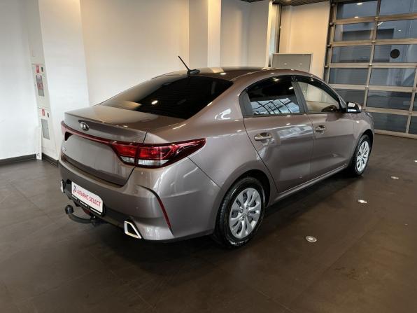 Kia Rio IV Рестайлинг с пробегом 2021 года, цена 1 450 000 рублей, 146514 км, седан, Автокод Объявления