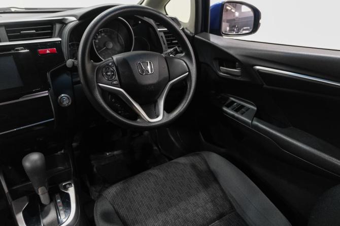 Honda Fit III с пробегом 2014 года, цена 999 000 рублей, 133000 км, хэтчбек, Автокод Объявления