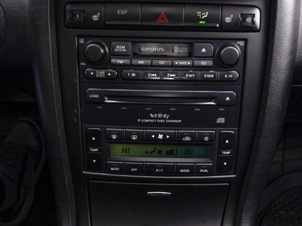 Kia Opirus I Рестайлинг с пробегом 2006 года, цена 1 030 000 рублей, 96375 км, седан, Автокод Объявления