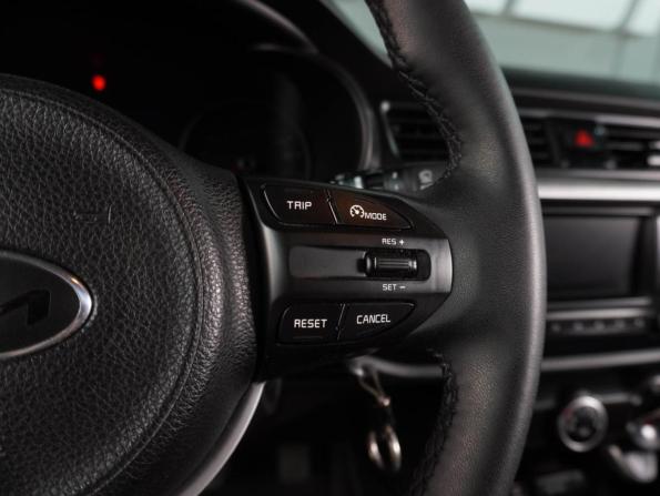 Kia Rio IV с пробегом 2017 года, цена 1 399 000 рублей, 140852 км, хэтчбек, Автокод Объявления